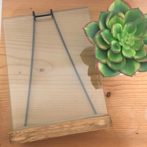 Floating Picture Frame